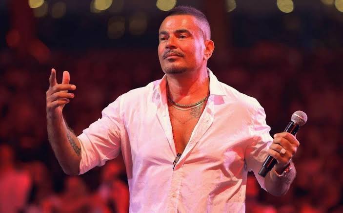 عمرو دياب.. الهضبة يطل على جمهور الفن العربي بعام جديد
